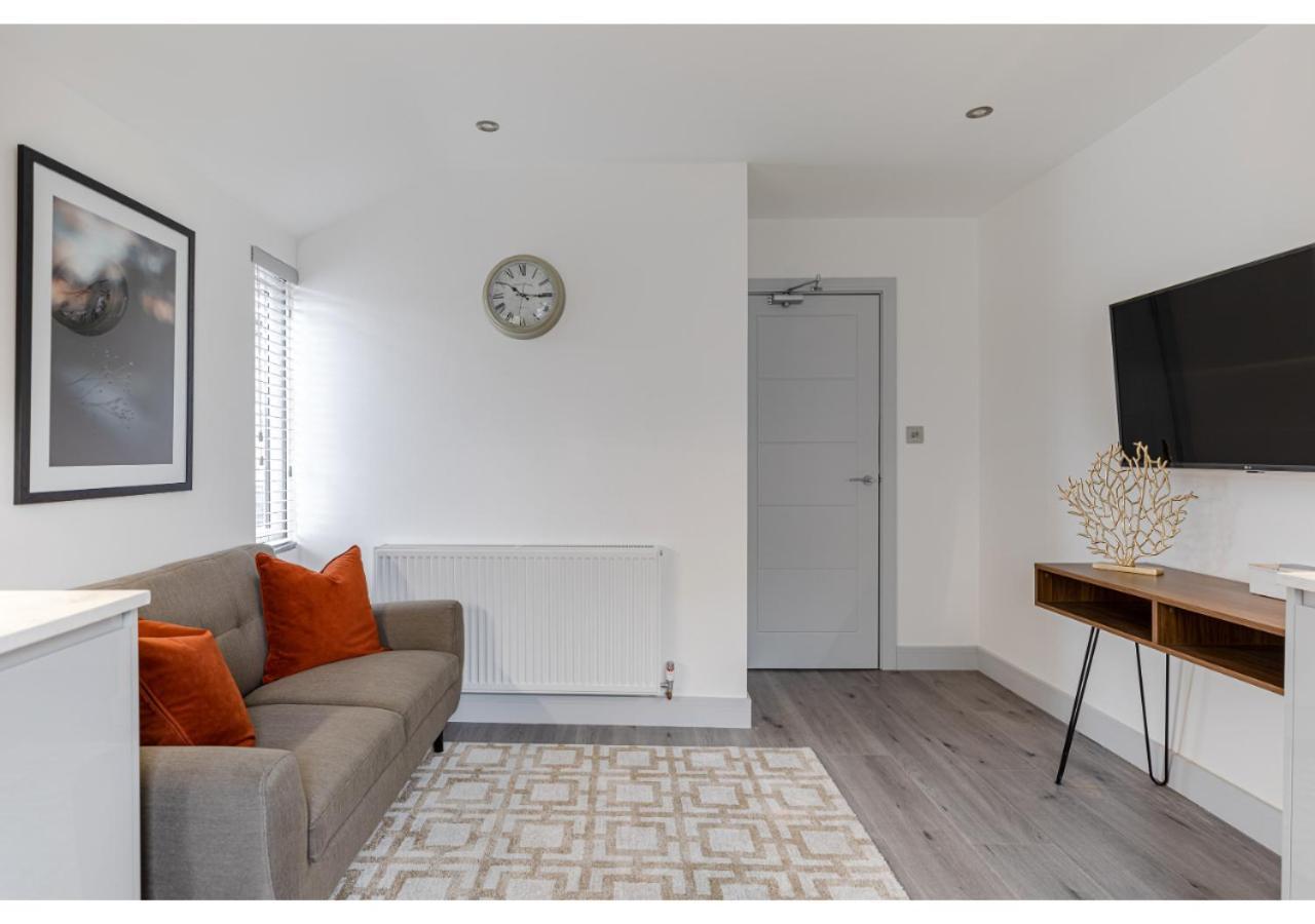 Cozy And Stylish 2 Bedroom Flat In Greater Londyn Zewnętrze zdjęcie