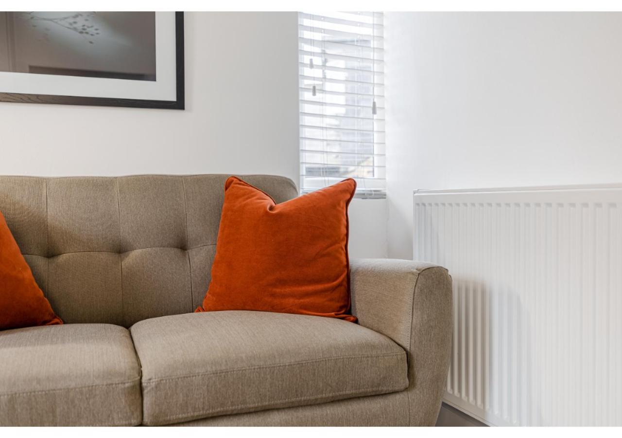 Cozy And Stylish 2 Bedroom Flat In Greater Londyn Zewnętrze zdjęcie